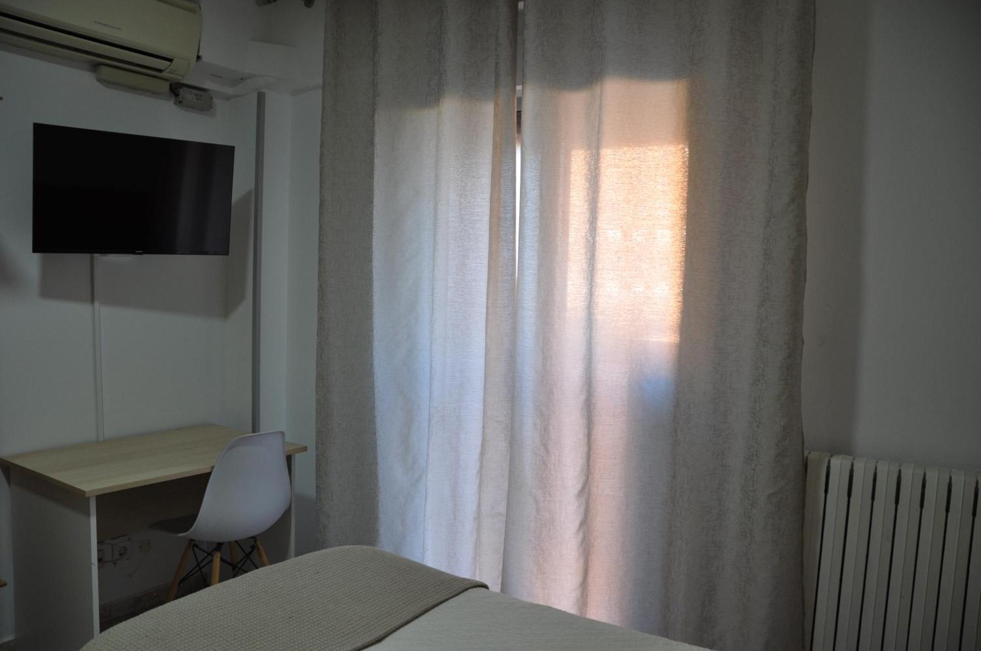 Hostal Ramon Y Cajal バリャドリド エクステリア 写真