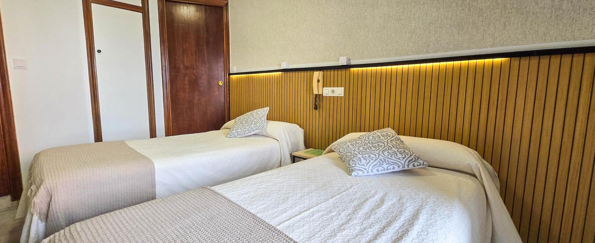 Hostal Ramon Y Cajal バリャドリド エクステリア 写真
