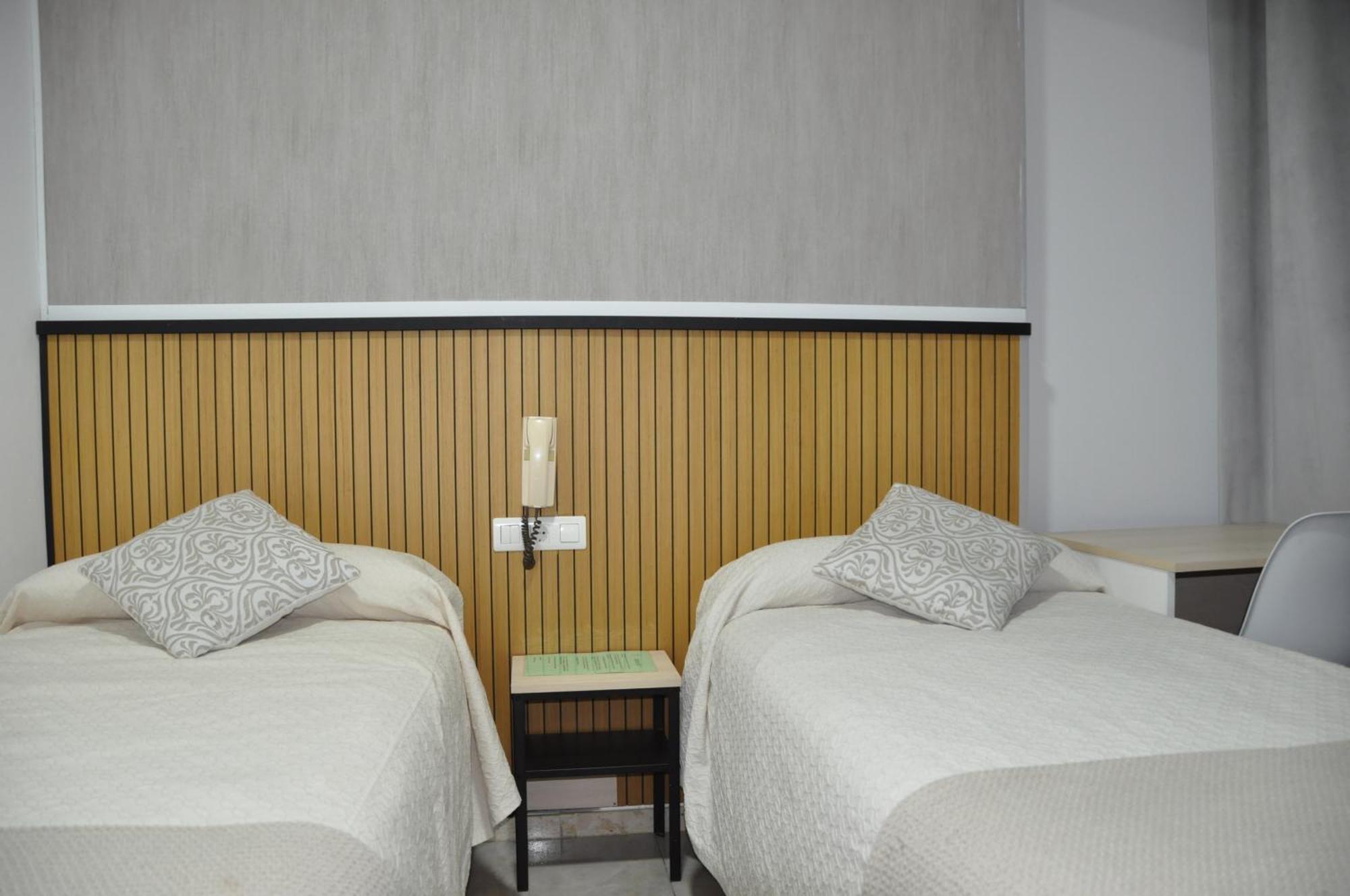 Hostal Ramon Y Cajal バリャドリド エクステリア 写真